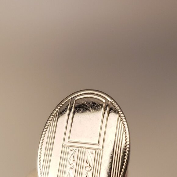 Vintage Men's Silvertone Oval Cufflinks Striped Stripe Scroll Flag - Picture 6 of 7